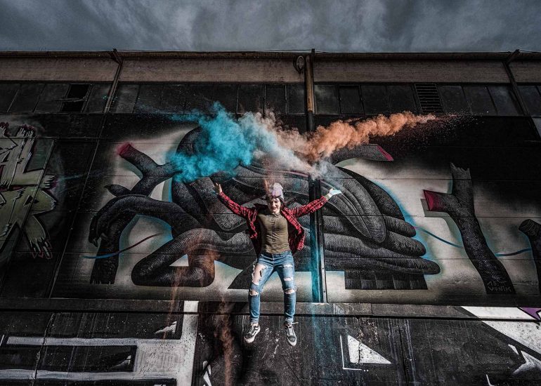 Holy Farben im Hafen von Linz